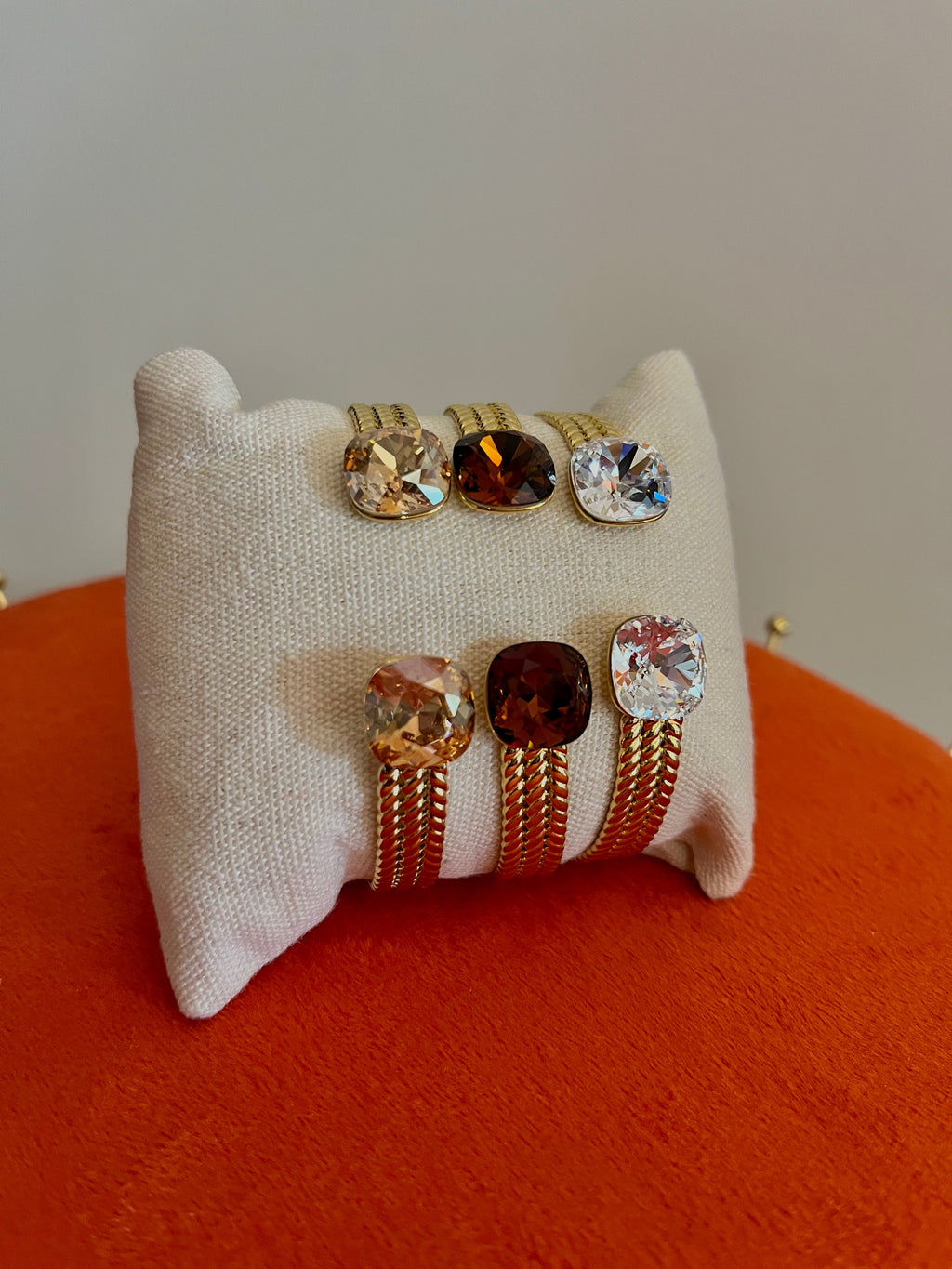 Bague Swarovski cristal champagne, brun et blanc sur monture dorée